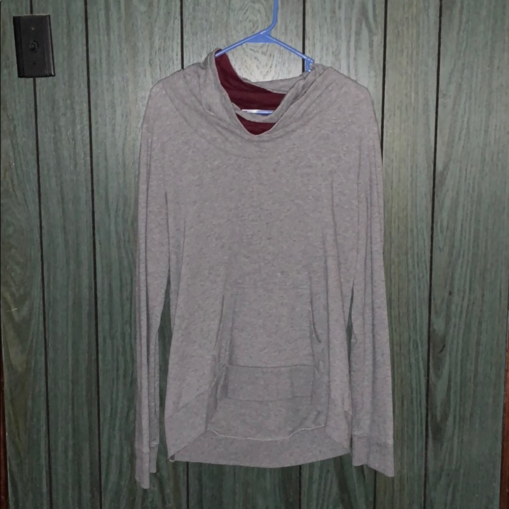 crew neck